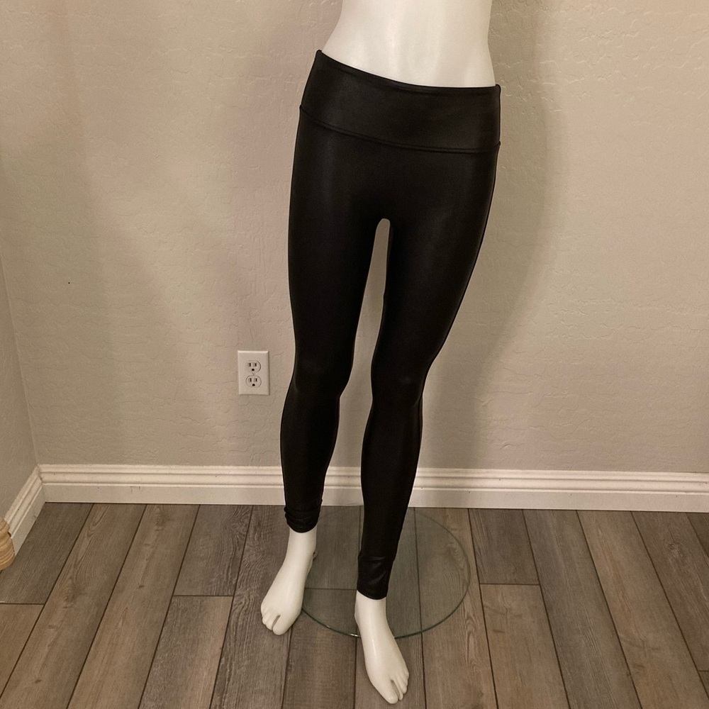 SPANX Black Faux Leather Leggings Small - Picture 2 of 12
